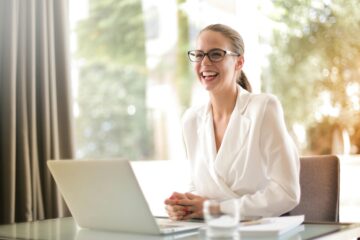 How do you answer leadership assessment questions